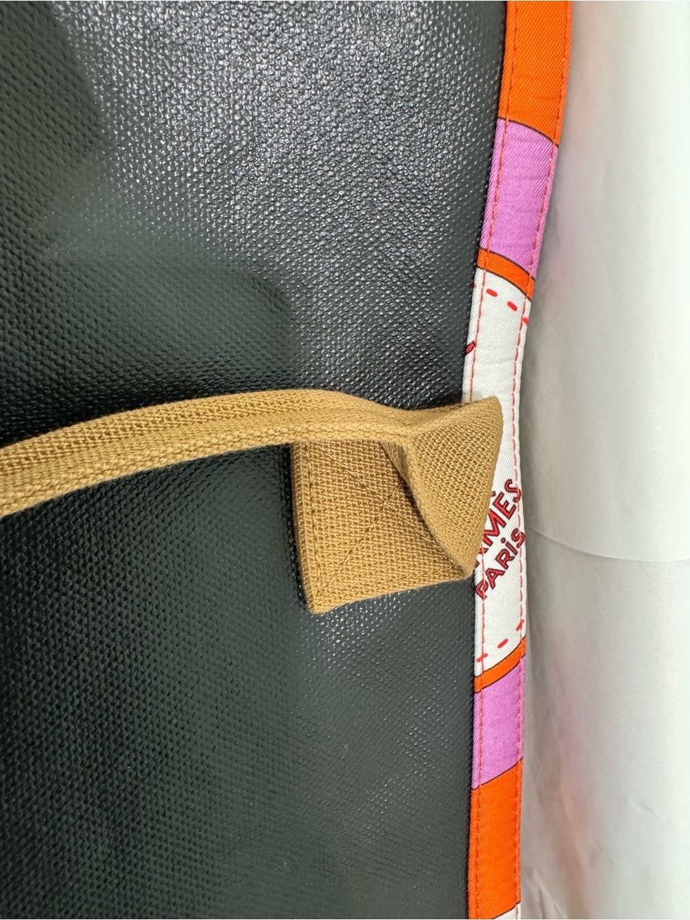‘26 Hermes Petit h Wax-Canvas Tote w/ Silk Print Ribbing & Contrast Top Handles - Picture 8 of 16
